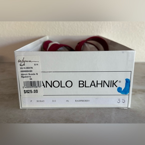 Manolo Blahnik Susa Raspberry Red Kitten Heel Suede Sandals Size 35 EU / Size 5 - Picture 3 of 13
